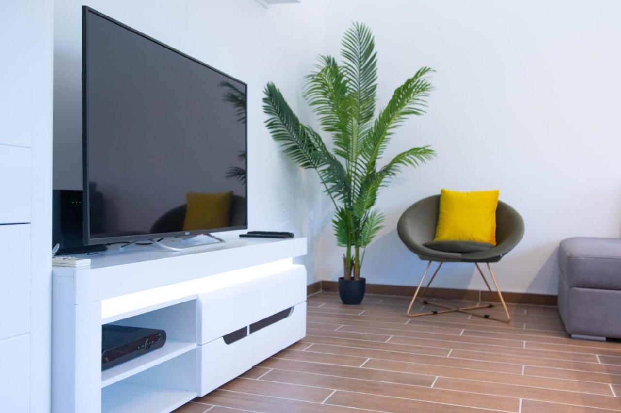 Apartament Campi D'Oro Kotor Zewnętrze zdjęcie
